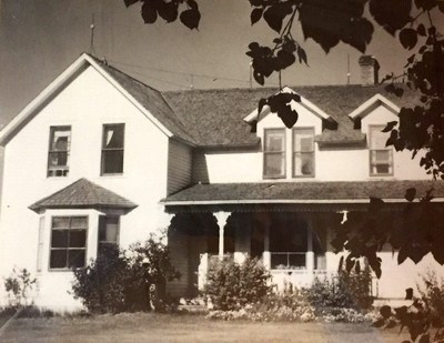 Circa 1935, settled on original 2,000 acre homestead, 2 miles North of Carseland, AB