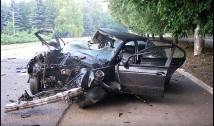 Ooty Accident Car Plunges Into Nilgiris Gorge 5 Tourists Killed